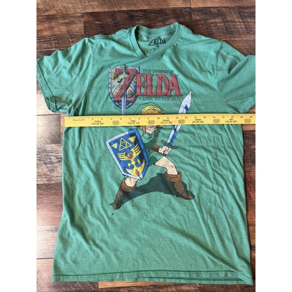 the legend of zelda a link to the past Tshirt - Picture 3 of 6